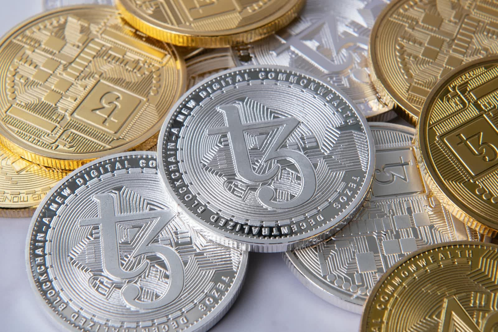 DeFi: Decentralized Finance - Explain Like I'm 5